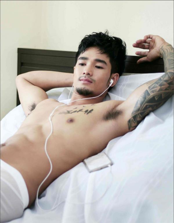 MAN-OMG-4---Chai-Charlee